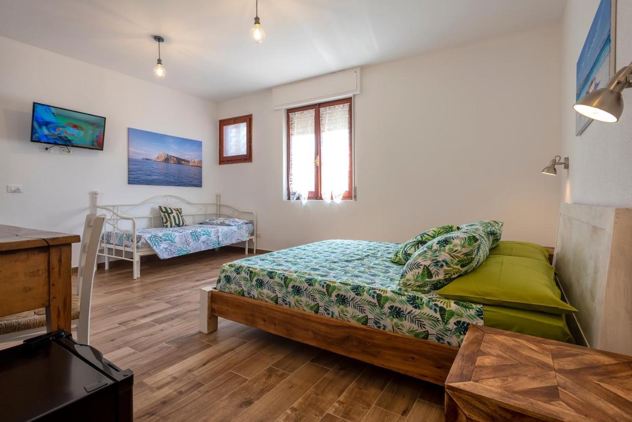 Dery Alghero Holiday Rooms מראה חיצוני תמונה